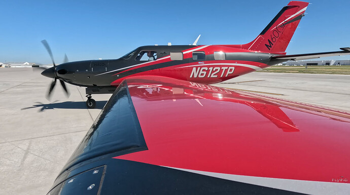 m600 black red