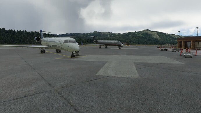 Aspen UA CRJs 1