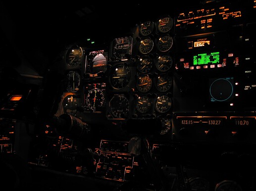 The_King_Air_at_night_(269050085)