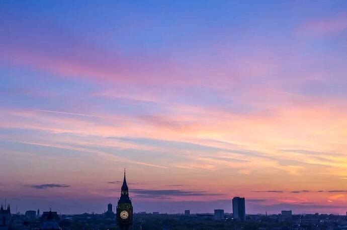 Sunset-in-London-Hero-2