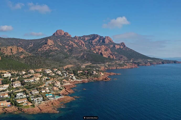 real-esterel-straphael