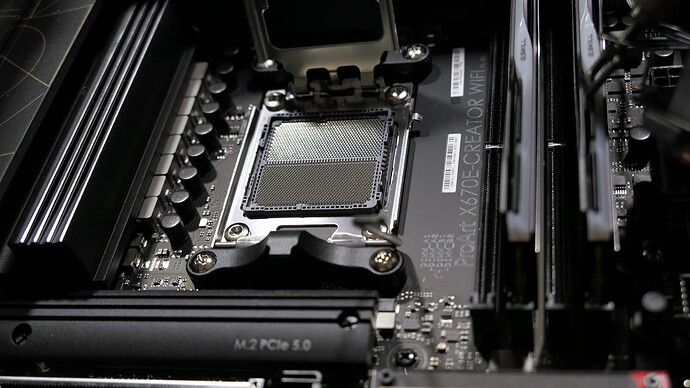 CPU AMD Ryzen 9 7900X3D Install 2