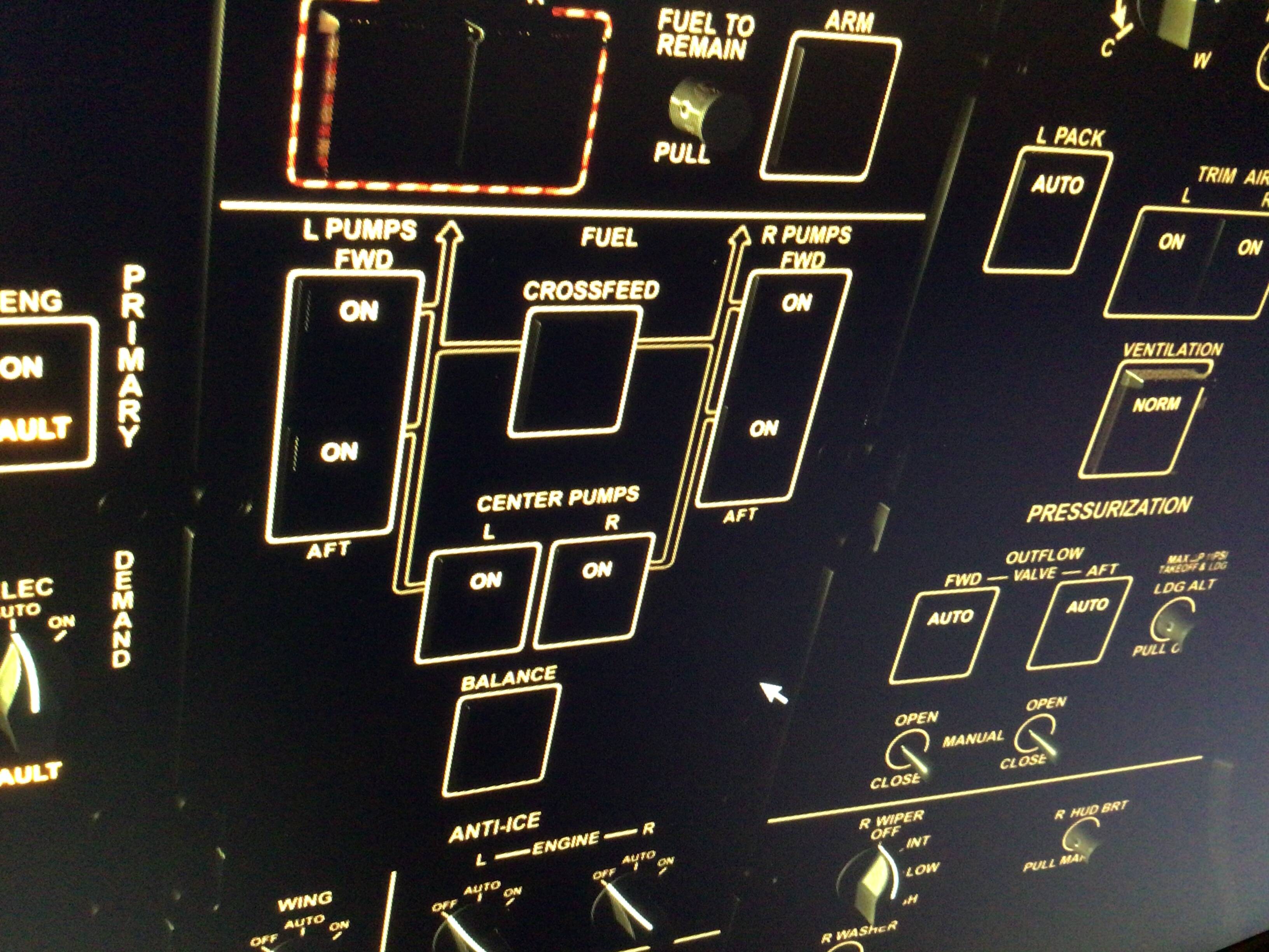 [REPORTED] 787 bugs: APU and fuel pump + Disengaging autothrottle ...