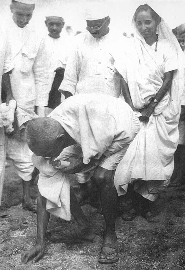 Gandhi-2