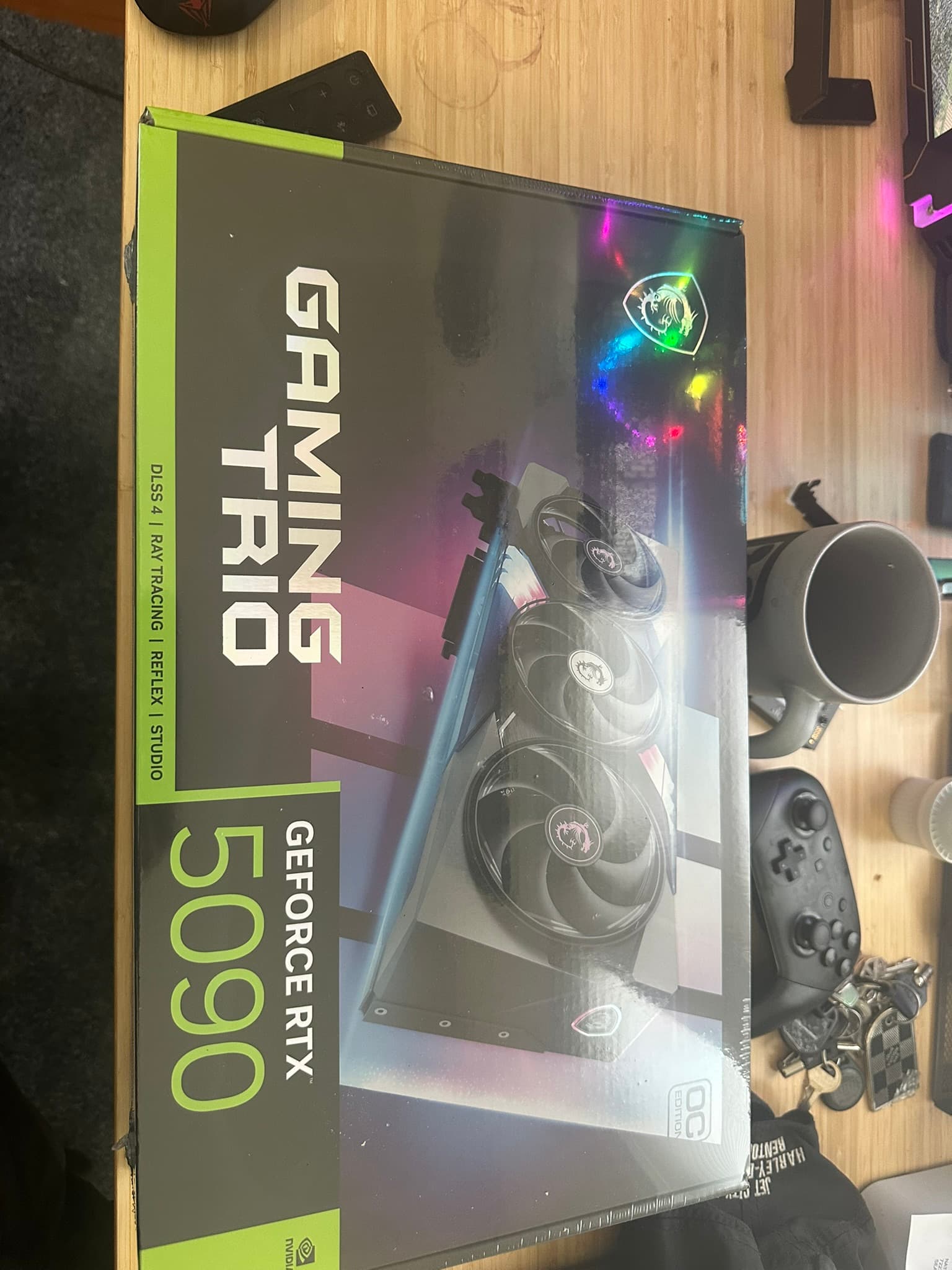 Picked up a MSI Gaming Trio 5090. First impressions - General 