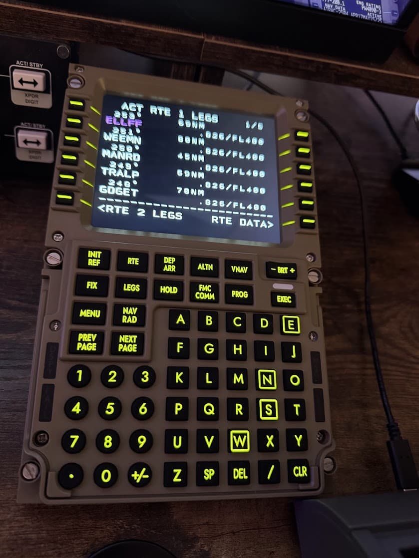Wing Wing MCDU / Panel of Flight Plan Can someone explain the ...